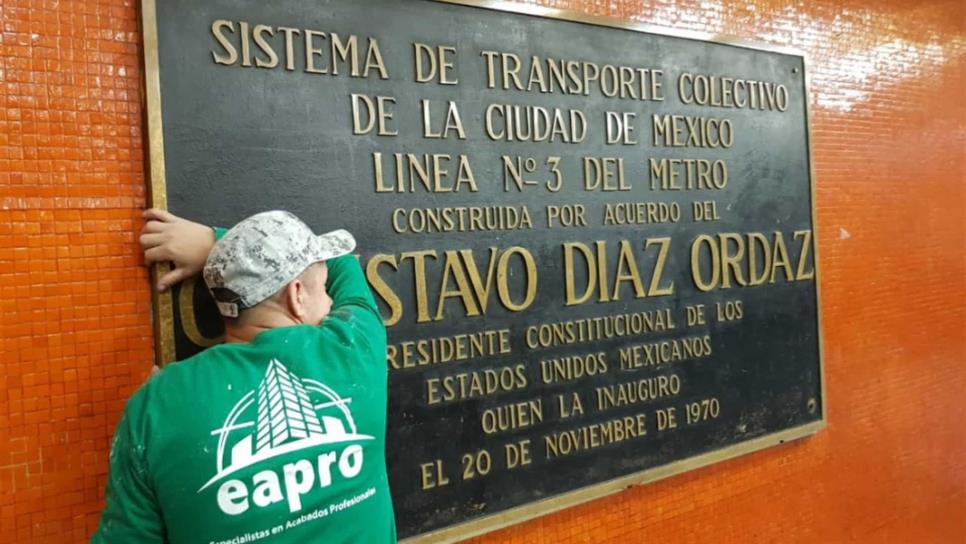 Retiran del Metro placas alusivas al expresidente Díaz Ordaz