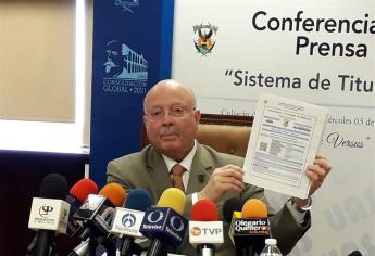 Anuncia rector de la UAS nuevo sistema de titulación