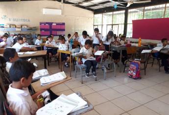 Niños de primaria pasarán de año sólo por ir a la escuela: SEP