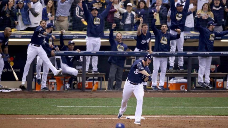 Con Soria, Cerveceros dan el primer golpe a Dodgers