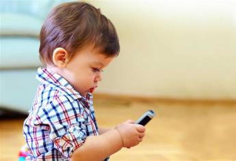 Niños cada vez más adictos a teléfonos celulares: psiquiatra