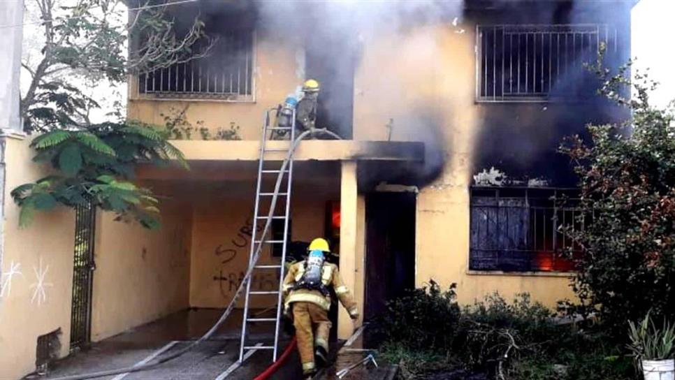 Incendian casa ubicada al sur de Mazatlán