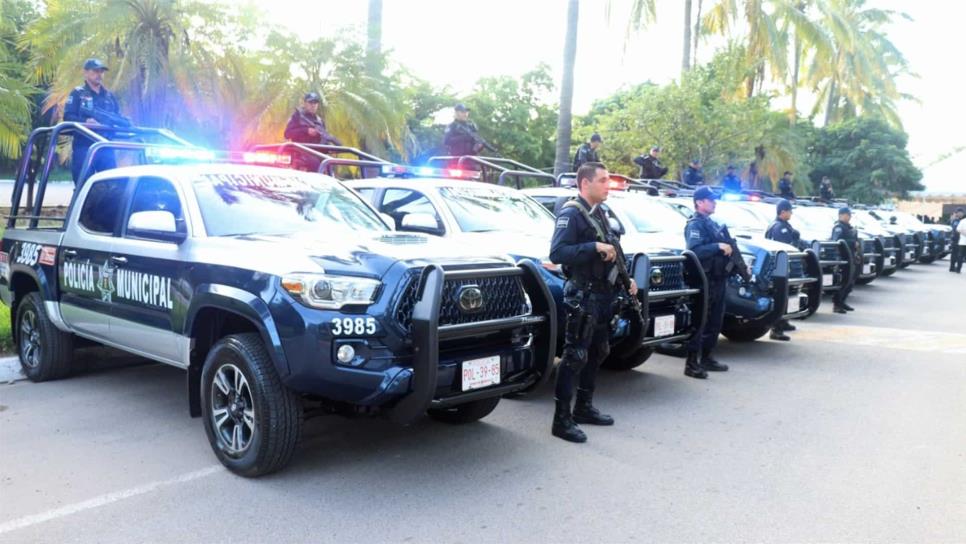 Dotan de equipo a personal de la Policía Municipal de Culiacán