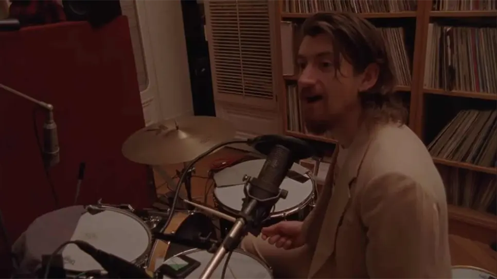 Arctic Monkeys presenta vinil de “Tranquility Base Hotel & Casino