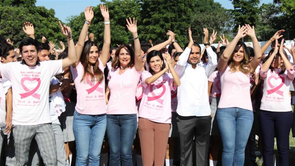 Rosy Fuentes exhorta a las mujeres a cuidarse contra el cáncer