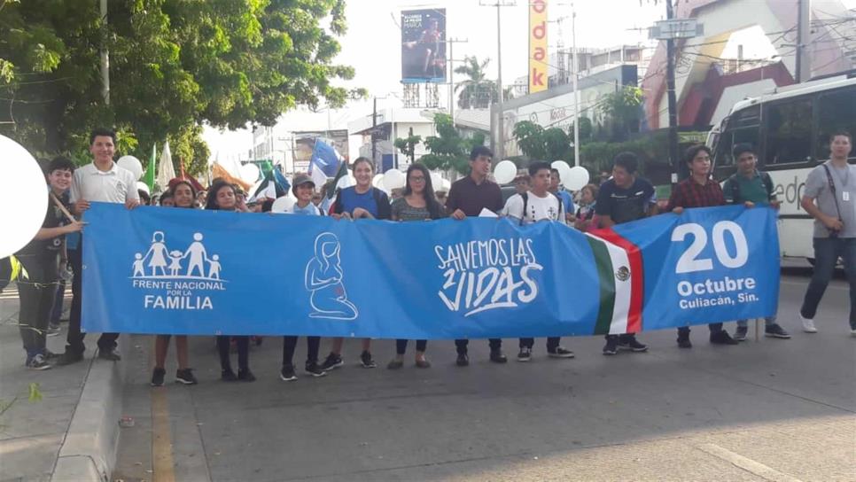 En Culiacán marchan a favor de la vida