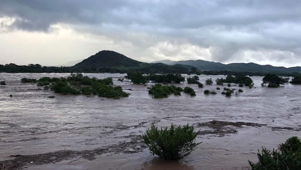 El Rosario, en estado de emergencia por desbordamiento del río Baluarte