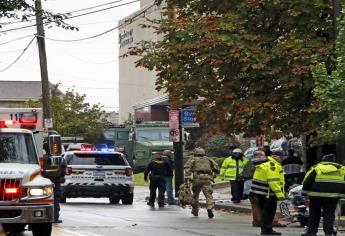 Se rinde atacante de sinagoga en Pittsburgh tras matar a 8