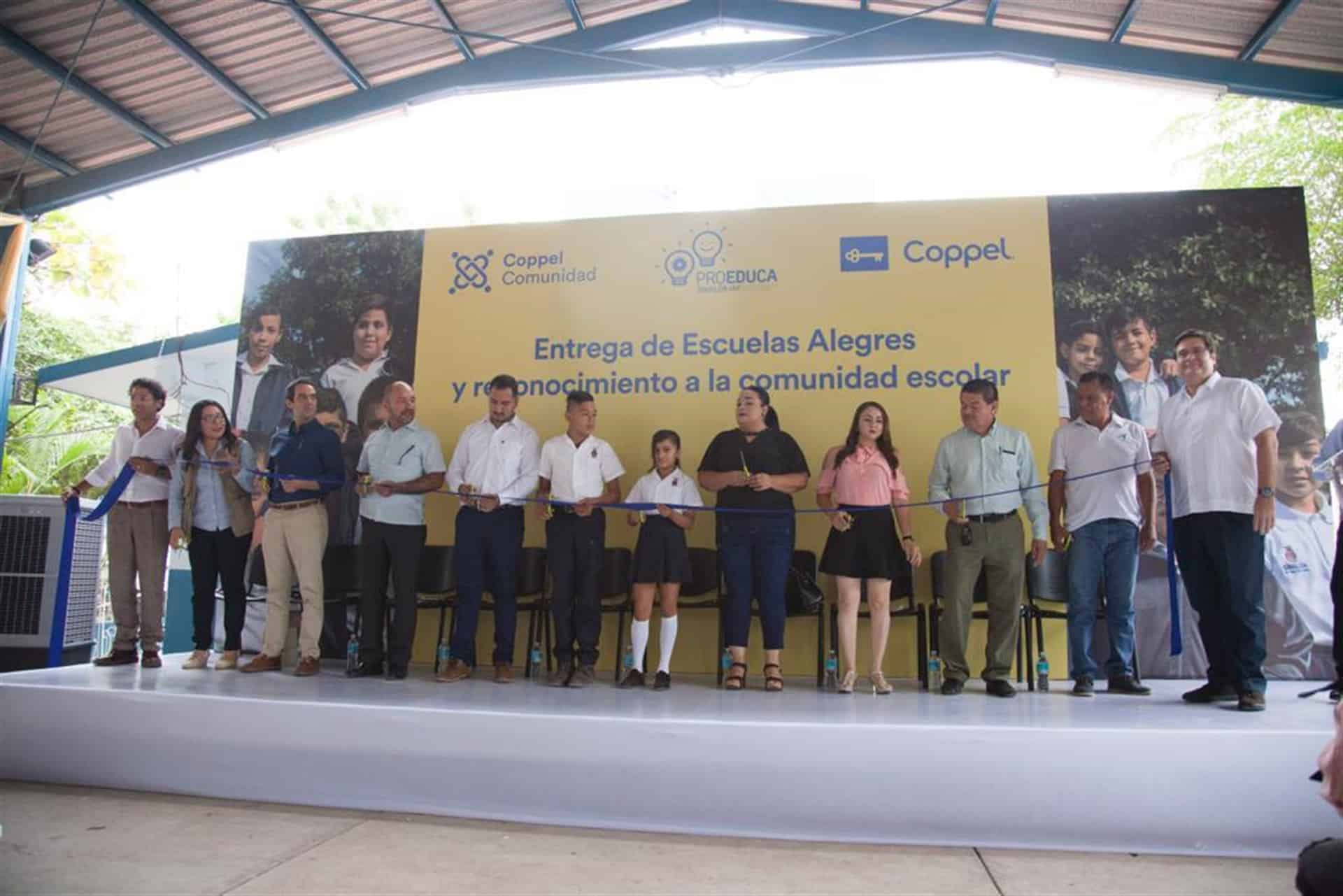 Impulsa Coppel programa de renovación de escuelas en Culiacán