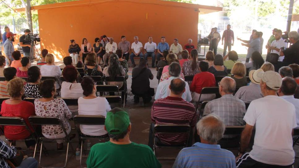 Alcalde de Ahome presenta proyecto de pluvial para a Magisterial