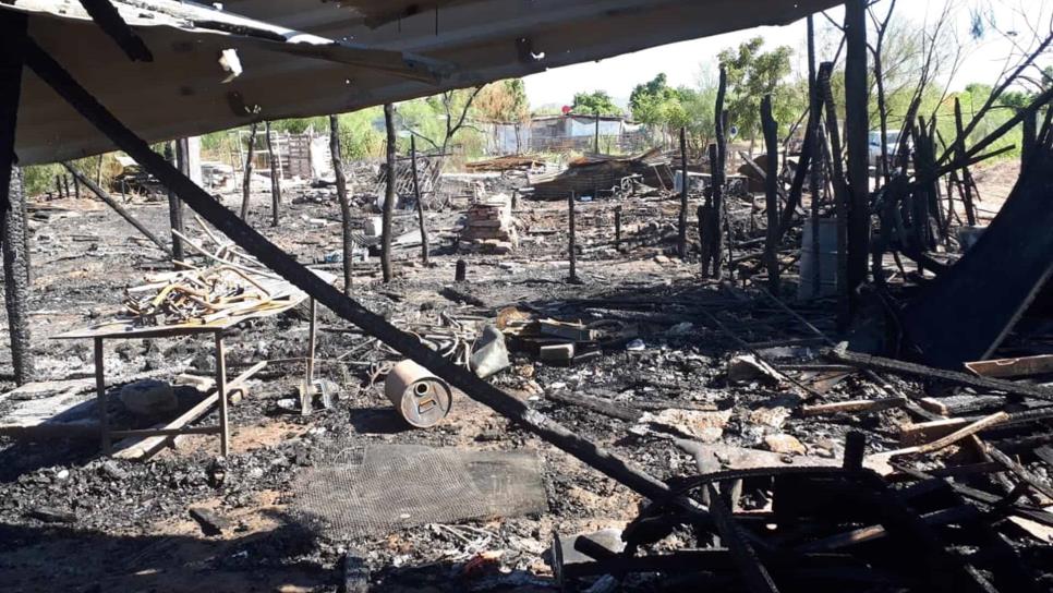 Voraz incendio deja desamparadas a cinco familias