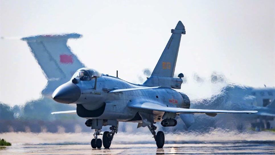 China busca construir fuerza aérea de clase mundial