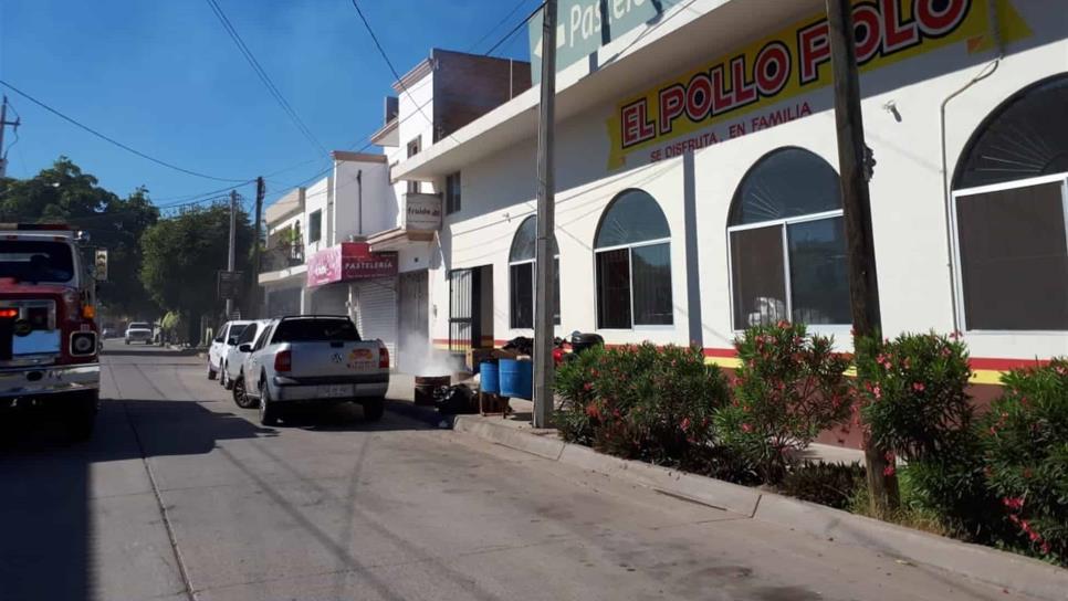 Se registra conato de incendio en pollería en Los Mochis