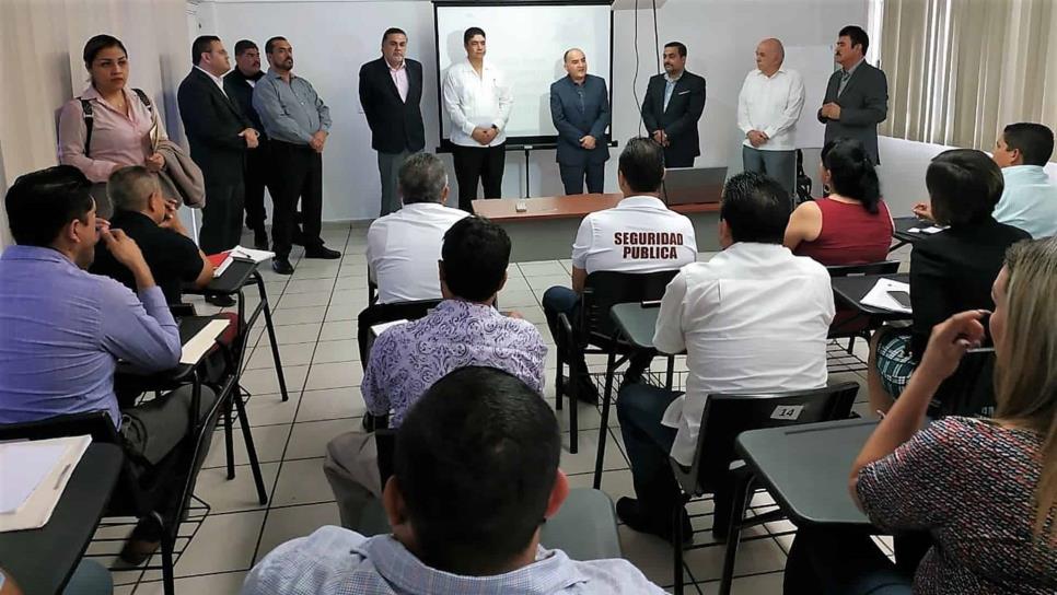 Capacitan a personal del área jurídica de la SSPyTM en Mazatlán