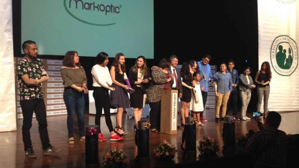 Fundación Markoptic entrega 100 colchones vibradores y 10 prótesis en Sinaloa