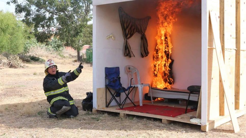 Capacitan a peritos de la FGE en investigación de incendios y explosivos