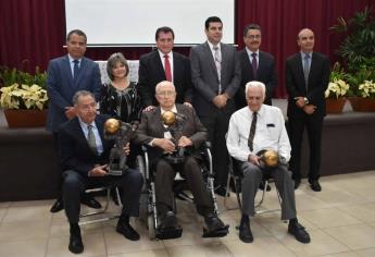 Patronato ProEducación rinde homenaje a fundadores y expresidentes