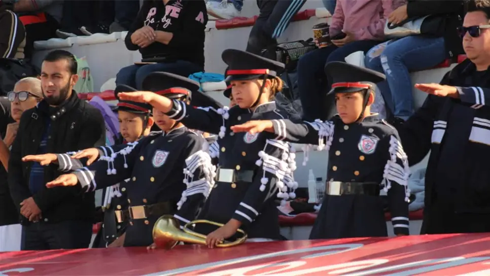 Inauguran la XXVII Concurso de Bandas de Guerra y Escolta