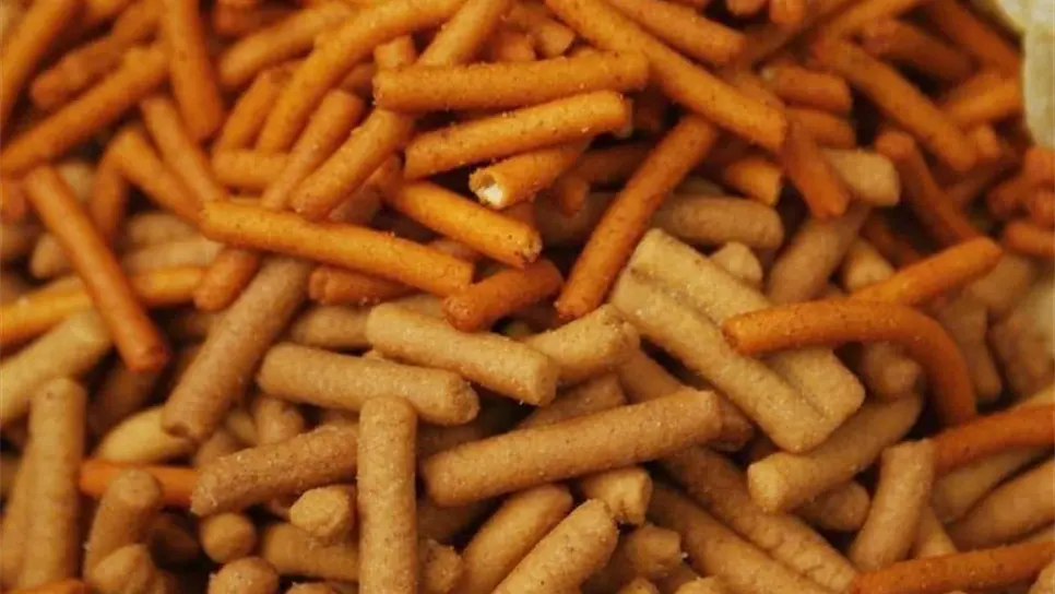 Churritos de amaranto y palomitas de sorgo, botanas saludables