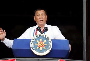 Presidente filipino arremete contra obispos católicos