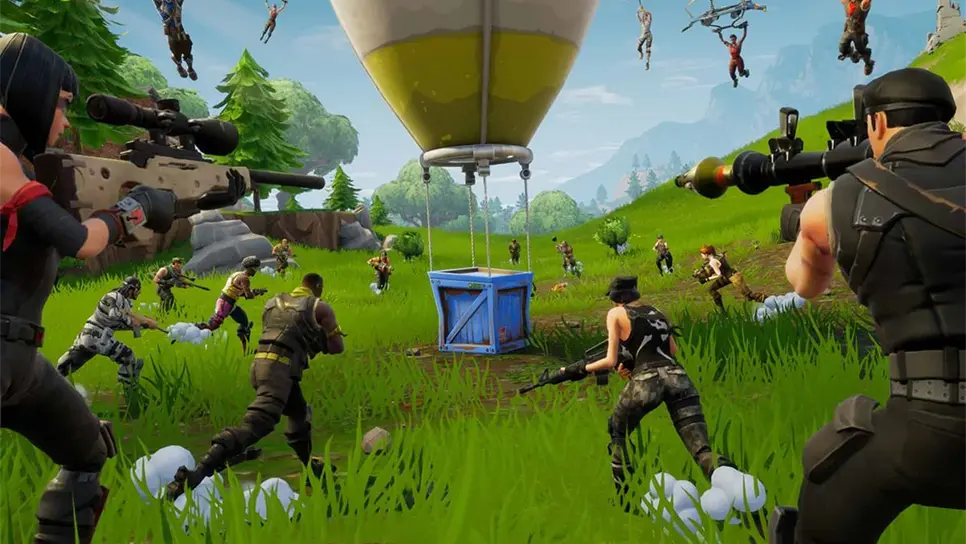 Alertan sobre estafadores y acosadores en torno a videojuego Fortnite