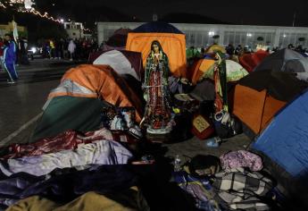 Llegan miles de peregrinos a Basílica de Guadalupe