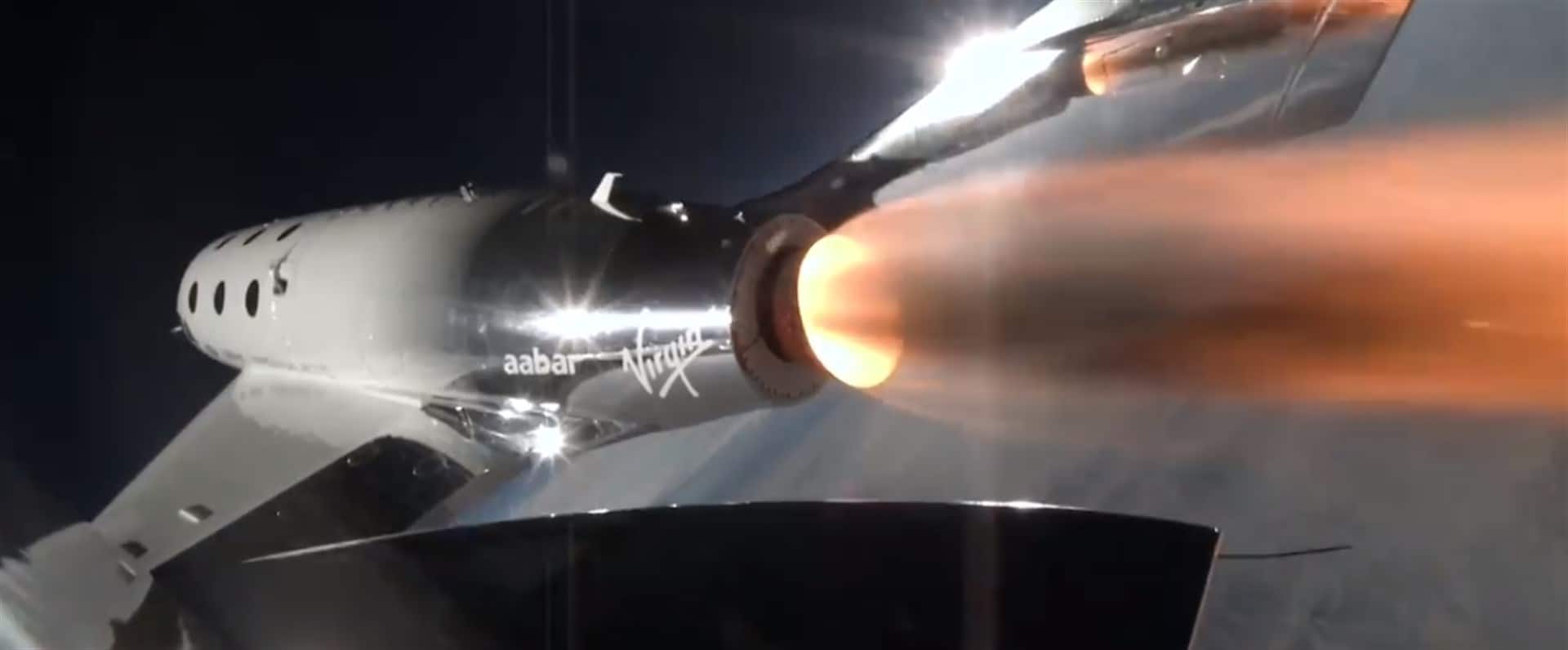 Virgin Galactic realiza con éxito viaje turístico espacial desde Mojave
