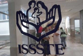 Se manifiestan en el Hospital Regional del ISSSTE en Culiacán