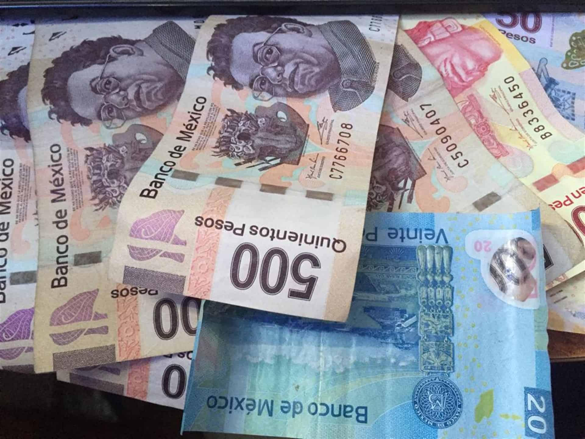 Recomienda Canaco revisión de billetes y evitar cobrar con falsos