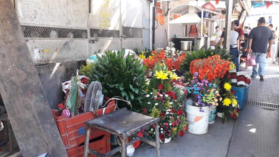 Acusan floristas desalojo sin justificación en Culiacán