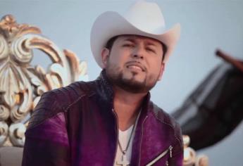 Reportan atentado contra el cantante Roberto Tapia en Michoacán