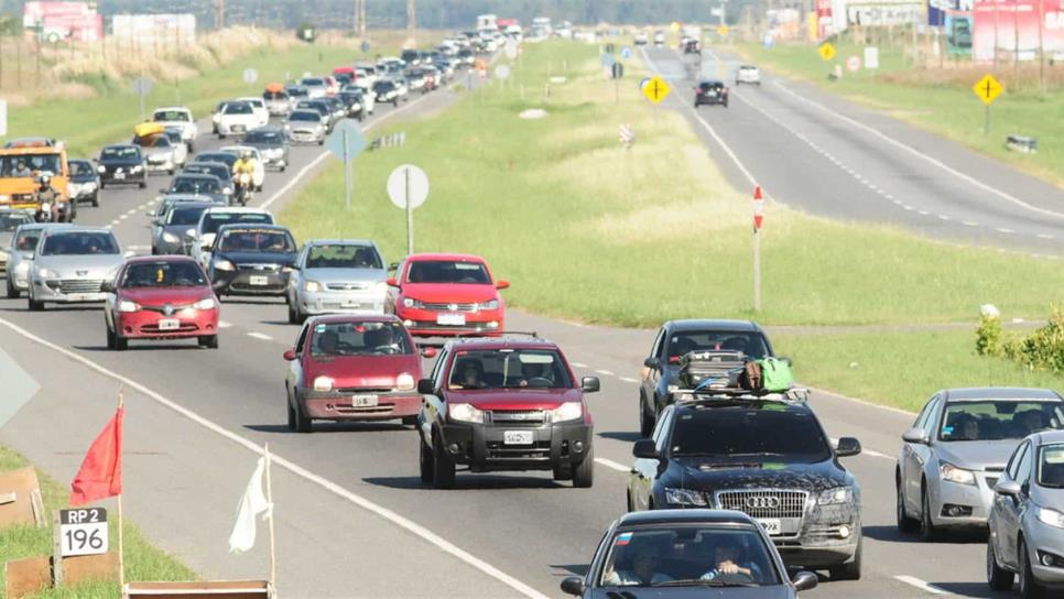 Redoblar seguridad en regreso de vacaciones, piden a automovilistas