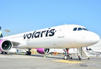 Irían de luna de miel a Tailandia pero avión de Volaris no llega a tiempo