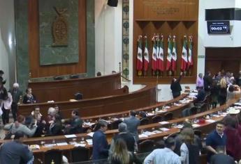 Llama Congreso a que secretarios de estado cumplan obligaciones