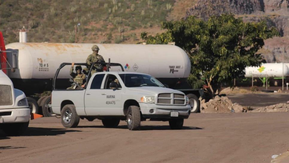 Se reforzará la vigilancia en mil 600 km de ductos: AMLO