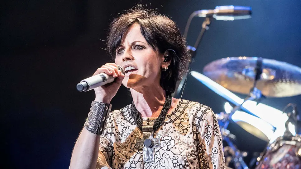 Recuerda The Cranberries a su vocalista a un año de su muerte