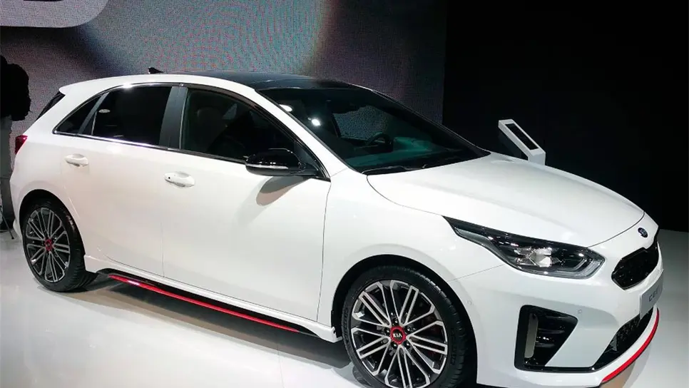 Kia se pone deportivo, presenta nuevo Forte GT en México