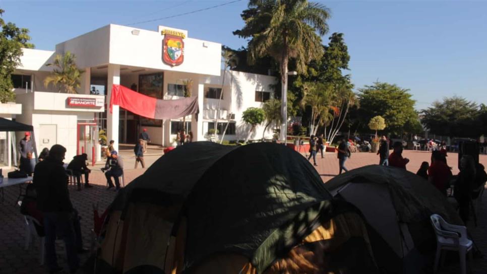 Sindicalizados del Ayuntamiento de Guasave se van a huelga