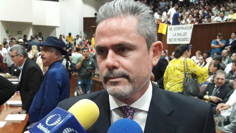 Denuncia por desfalco en ISSSTESIN va contra funcionarios menores: Villalobos