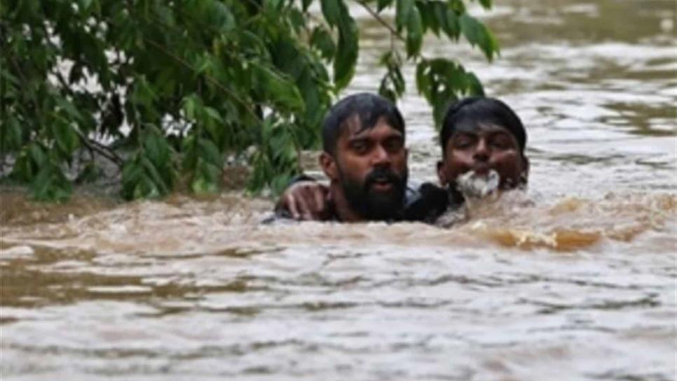 Inundaciones en Indonesia causan 59 muertos y 25 desaparecidos