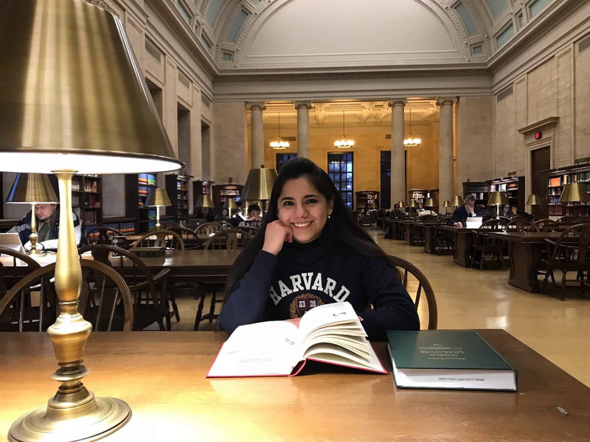 Dafne diseñará en Harvard modelo para enseñar matemáticas a niños genio