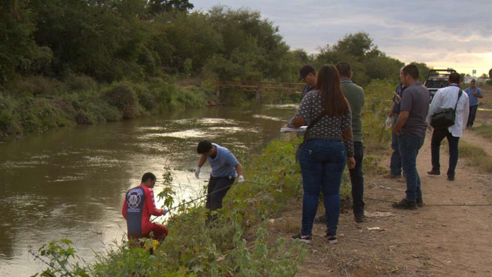 Encuentran cadáver flotando en canal Recursos Hidráulicos