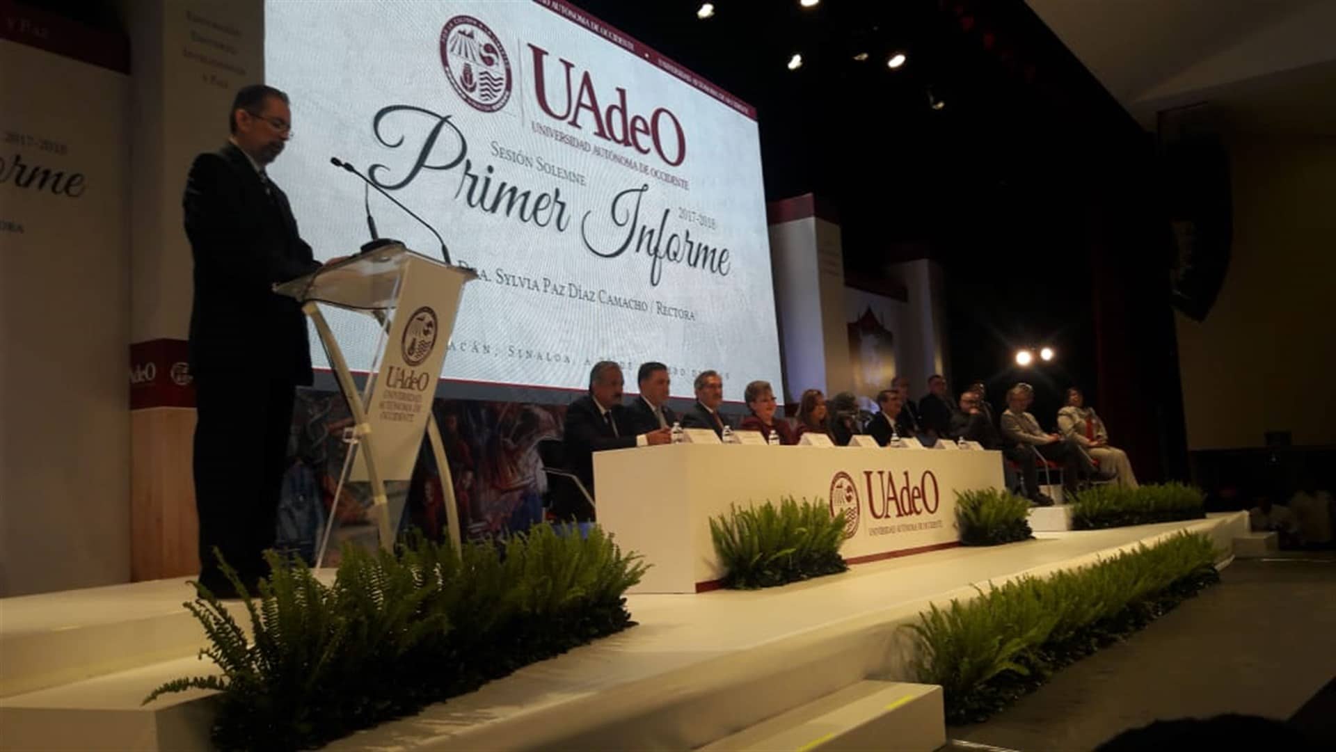 Rectora de la UAdeO rinde su primer informe de labores