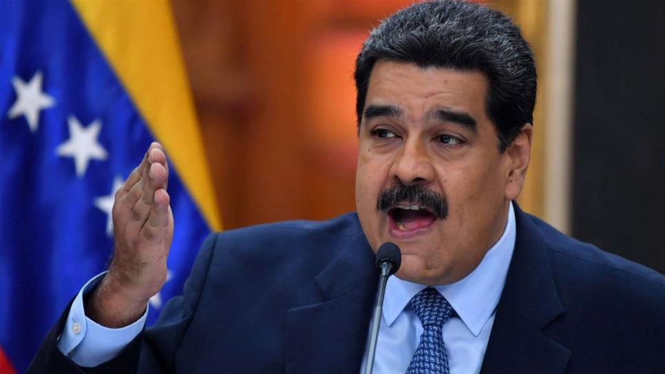 Maduro rompe relaciones diplomáticas y políticas con Colombia