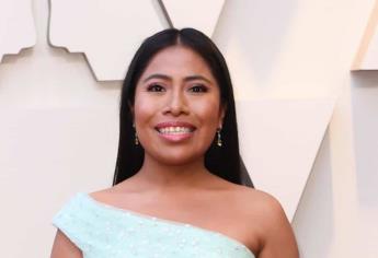 Yalitza Aparicio agradece a su hermana desde la alfombra roja