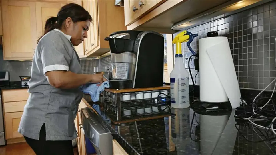 Trabajo doméstico no remunerado aporta 23.5% al PIB