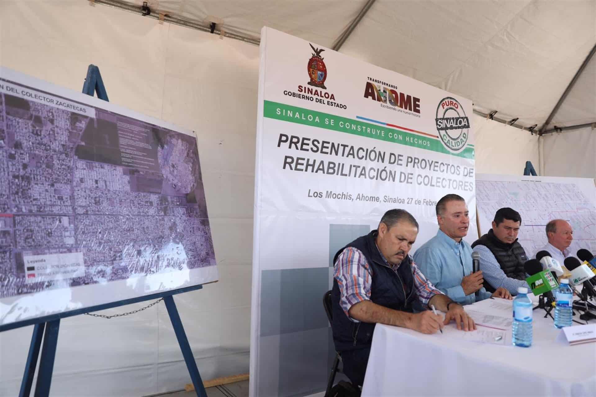 El Secretario de Obras Públicas acompañó al Gobernador de Sinaloa en un evento, en el norte del estado. FOTO: Gobierno del Estado.