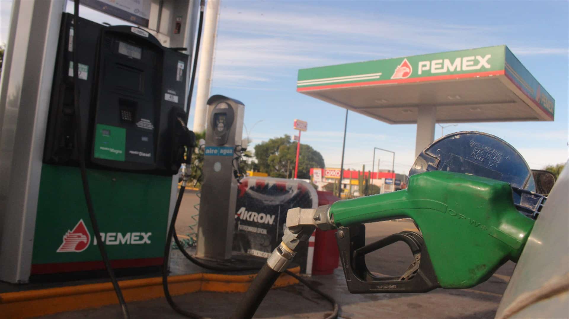 Marcas privadas quitan más de 20% de las gasolineras a Pemex