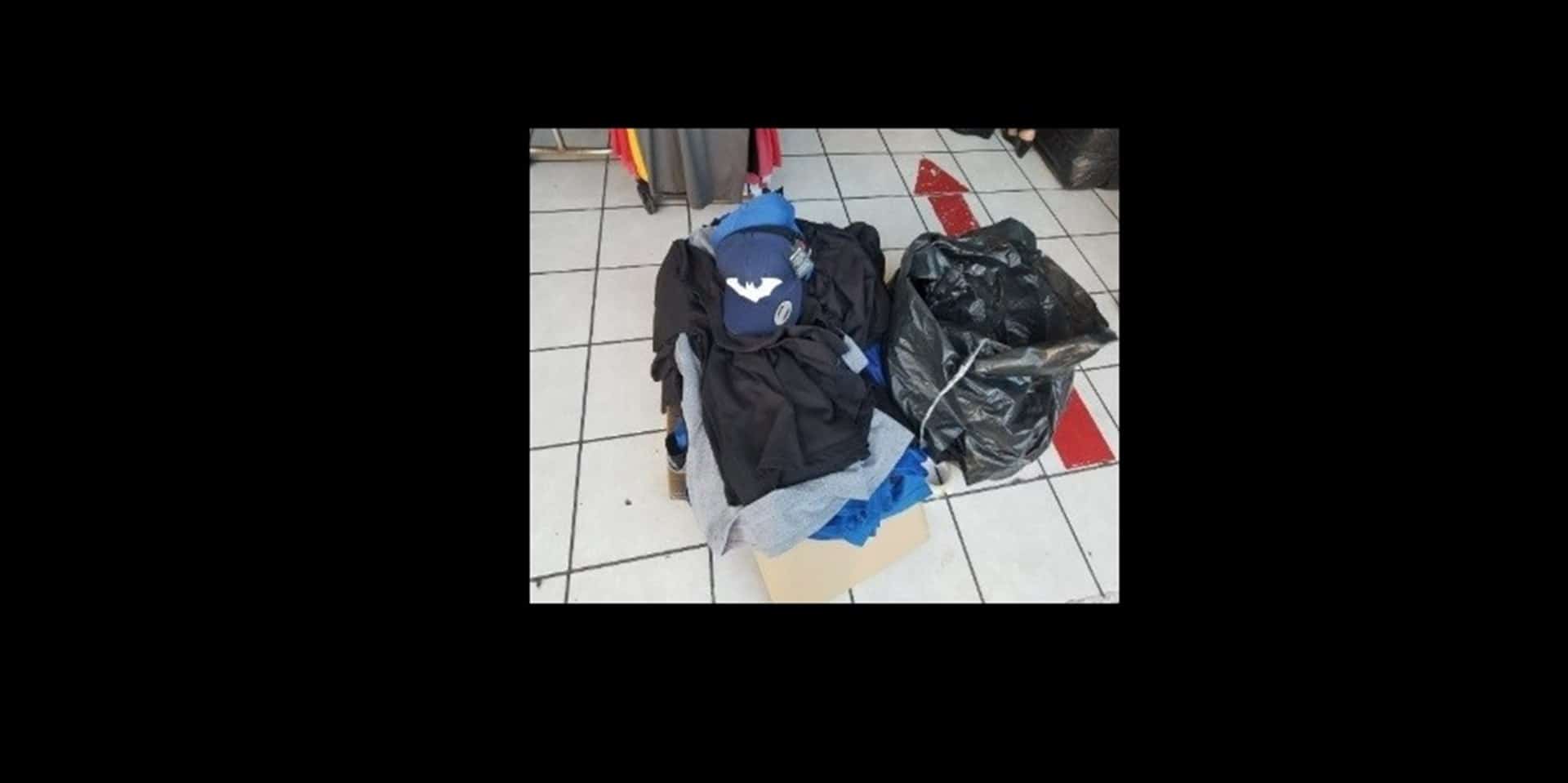 Asegura FGR ropa pirata en Mazatlán