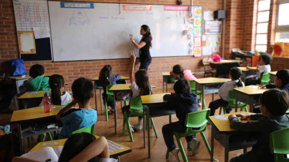 Crece número de niños y jóvenes en educación obligatoria